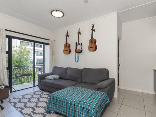 Apartment for sale in Cape Town, Western Cape