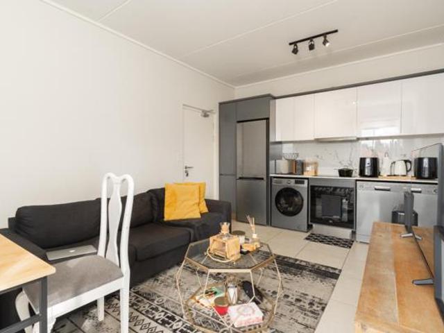 Apartment for sale in Cape Town, Western Cape