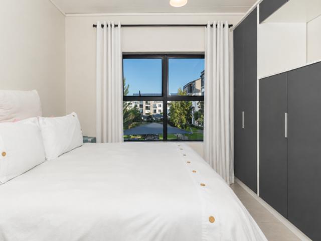 Apartment for sale in Cape Town, Western Cape