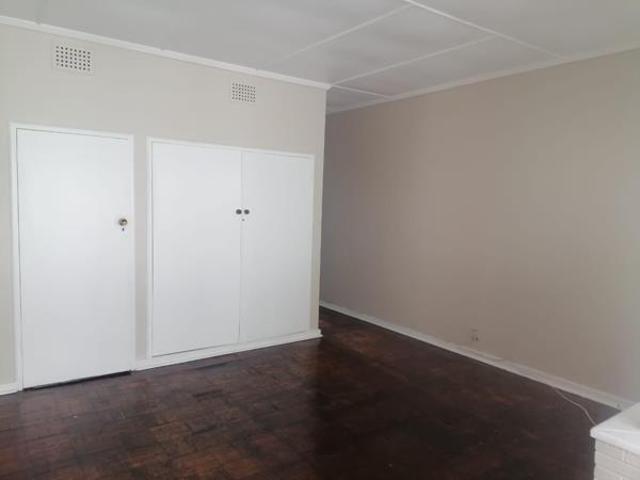 Apartment for rent in Seaview, Kwazulu-natal