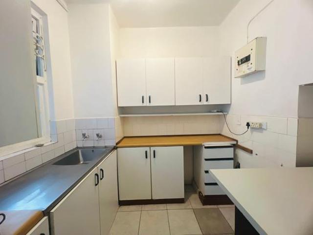 Apartment for rent in Seaview, Kwazulu-natal