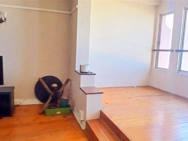 Apartment for sale in Seaview, Kwazulu-natal