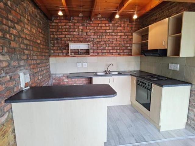 Apartment for sale in Nelson Mandela Bay Ward 18, Nelson Mandela Bay Metropolitan Municipality