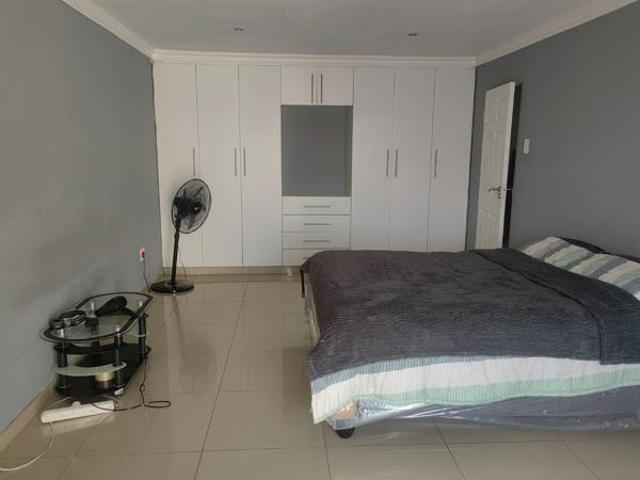 Apartment for rent in Seaview, Kwazulu-natal