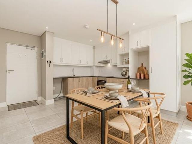 Apartment for sale in Cape Town, Western Cape