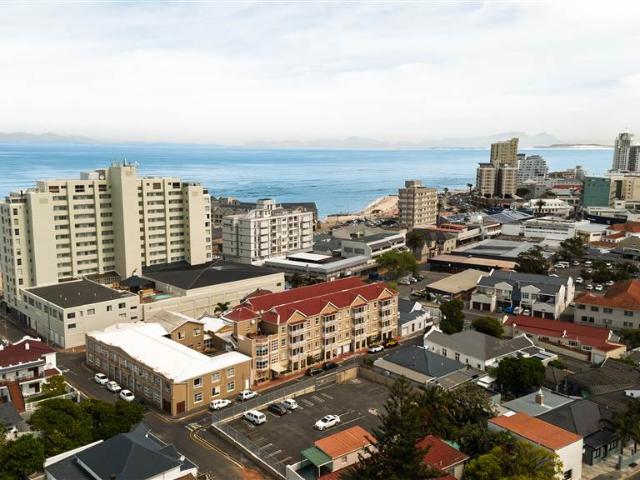 Apartment for sale in Strand, Western Cape