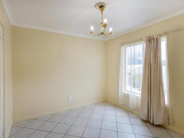 Apartment for sale in Cape Town, Western Cape