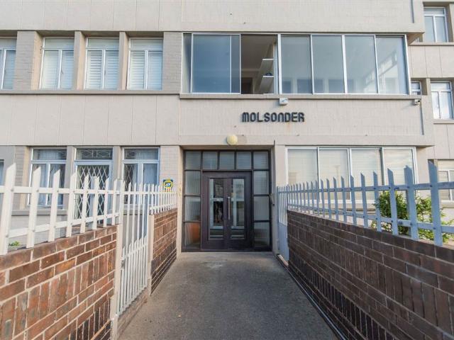 Apartment for sale in Port Elizabeth, Eastern Cape