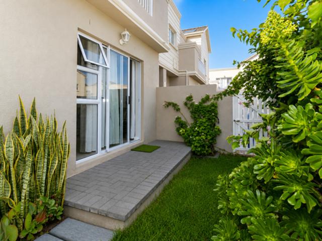 Apartment for sale in Cape Town, Western Cape