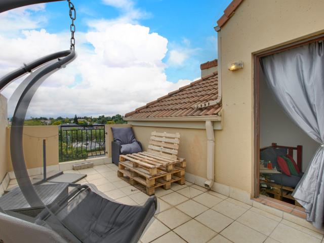 Apartment for sale in Alexandra, Gauteng