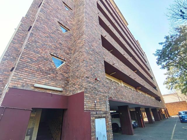 Apartment for sale in Waterkloof, Gauteng
