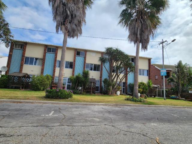 Apartment for sale in Port Elizabeth, Eastern Cape