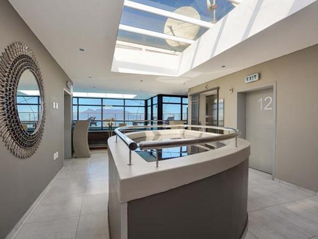 Apartment for sale in Cape Town, Western Cape