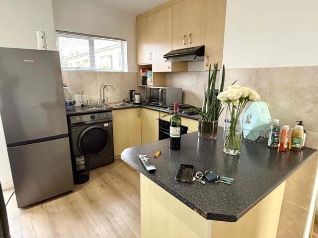 Apartment for sale in Cape Town, Western Cape