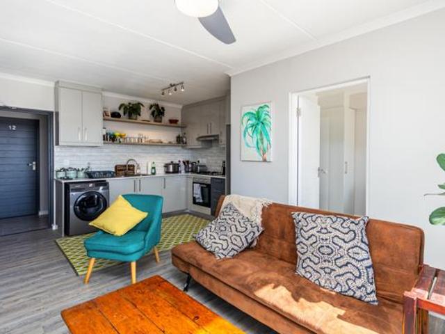 Apartment for sale in Cape Town, Western Cape