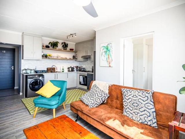 Apartment for sale in Cape Town, Western Cape