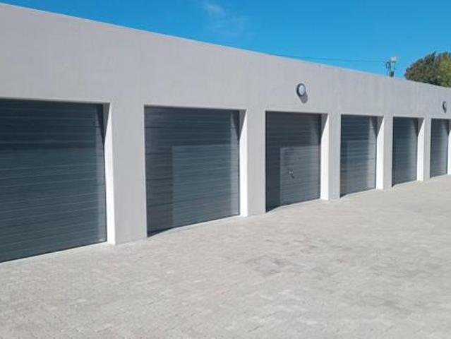 Apartment for sale in Cape Town, Western Cape