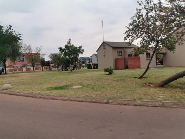 Apartment for rent in Waterkloof, Gauteng