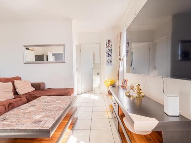 Apartment for sale in Cape Town, Western Cape