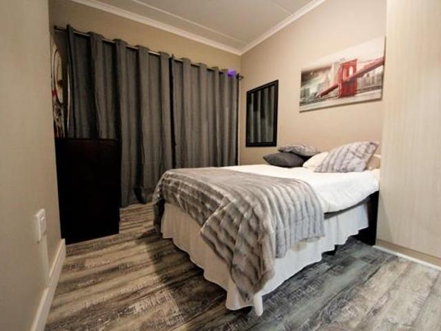 Apartment for sale in Dr Kenneth Kaunda, North West