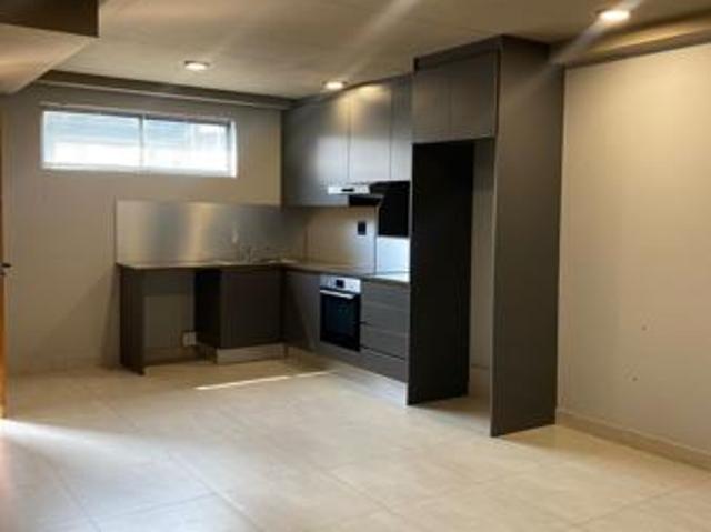 Apartment for rent in Seaview, Kwazulu-natal