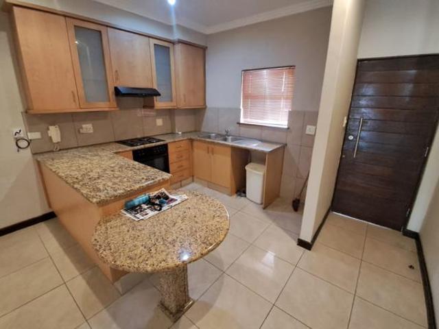 Apartment for rent in Seaview, Kwazulu-natal