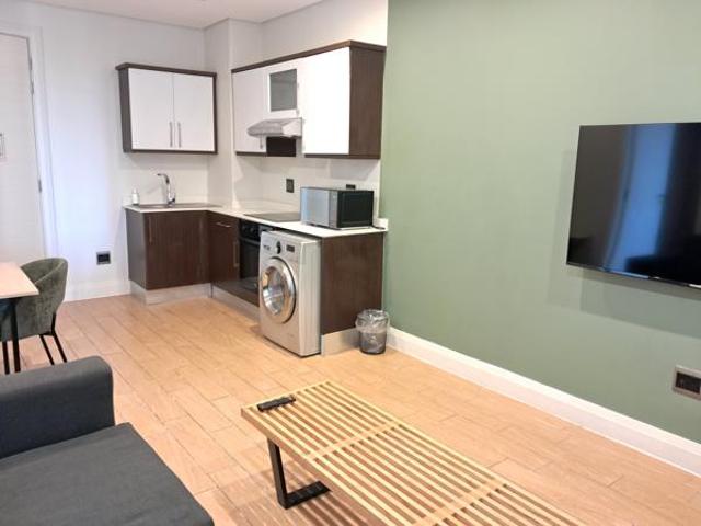 Apartment for rent in Seaview, Kwazulu-natal