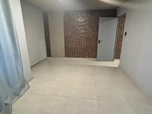 Apartment for rent in Seaview, Kwazulu-natal