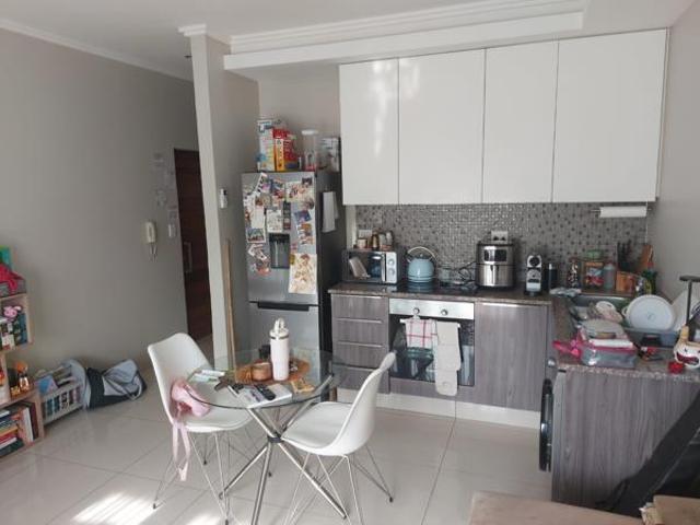 Apartment for rent in Seaview, Kwazulu-natal
