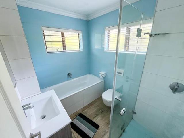 Apartment for rent in Seaview, Kwazulu-natal
