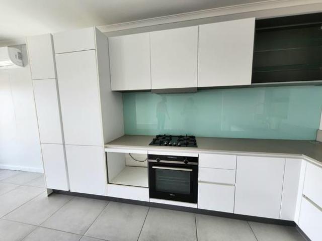 Apartment for sale in Seaview, Kwazulu-natal