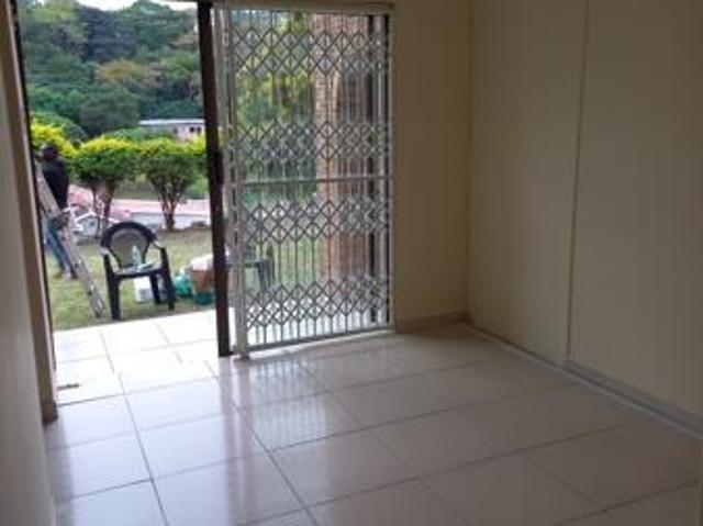 Apartment for rent in Seaview, Kwazulu-natal