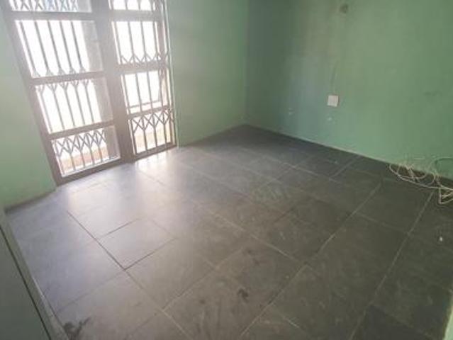 Apartment for rent in Seaview, Kwazulu-natal