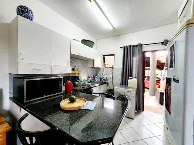 Apartment for sale in Ugu District Municipality, Kwazulu-natal
