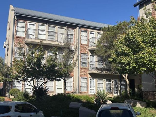 Apartment for sale in Dr Kenneth Kaunda, North West