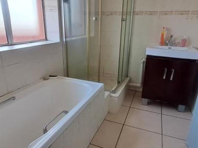 Apartment for sale in UMhlathuze Municipality, Kwazulu-natal