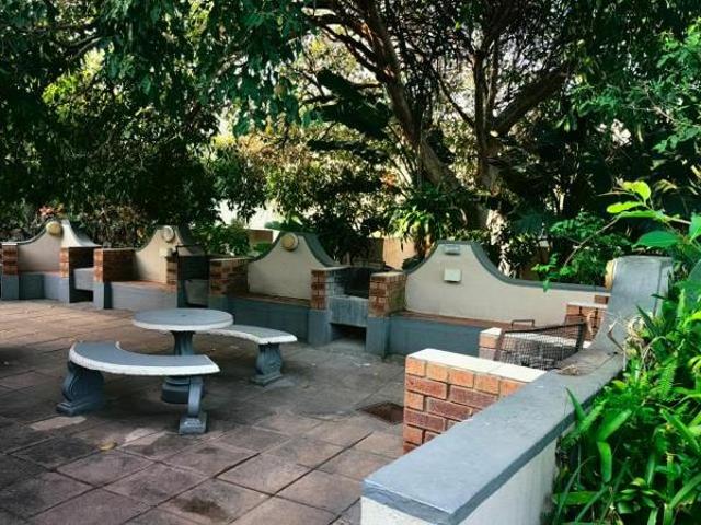 Apartment for rent in Mount Moreland, Kwazulu-natal
