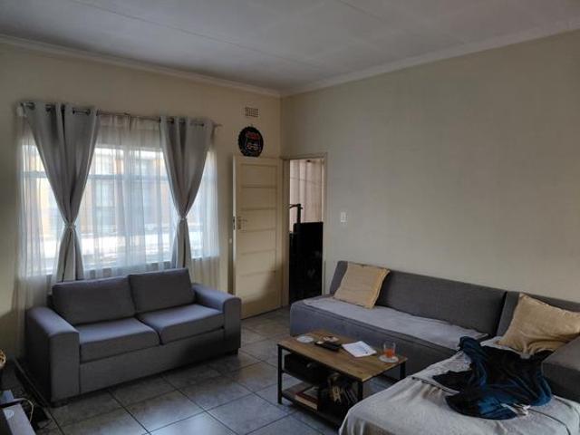 Apartment for rent in Waterkloof, Gauteng
