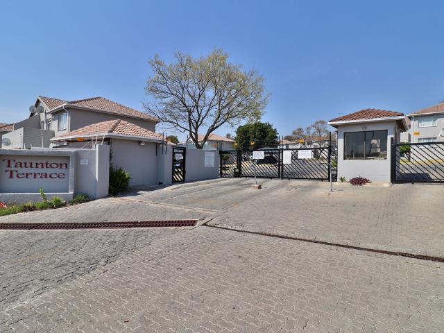 Apartment for sale in Tembisa, Gauteng