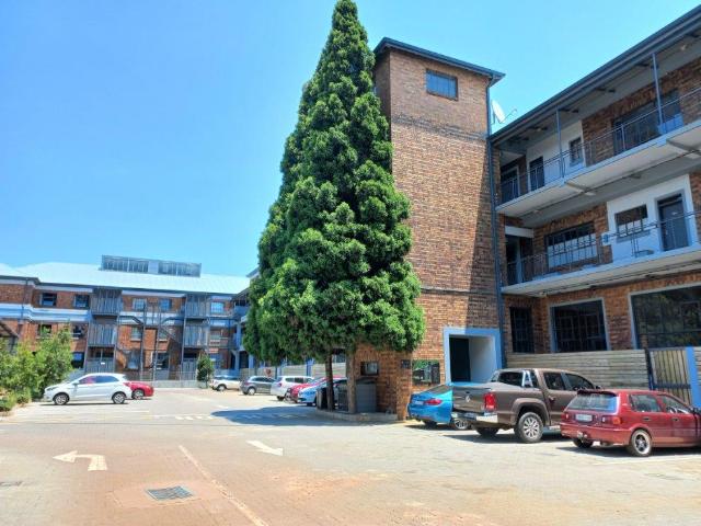 Apartment for sale in Johannesburg, City of Johannesburg Metropolitan Municipality