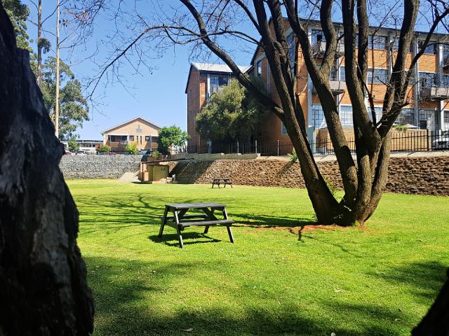 Apartment for sale in Johannesburg, City of Johannesburg Metropolitan Municipality
