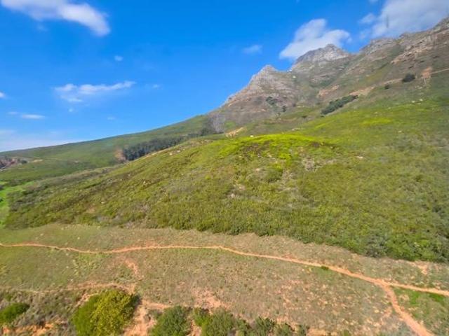 Apartment for sale in Cape Town, Western Cape