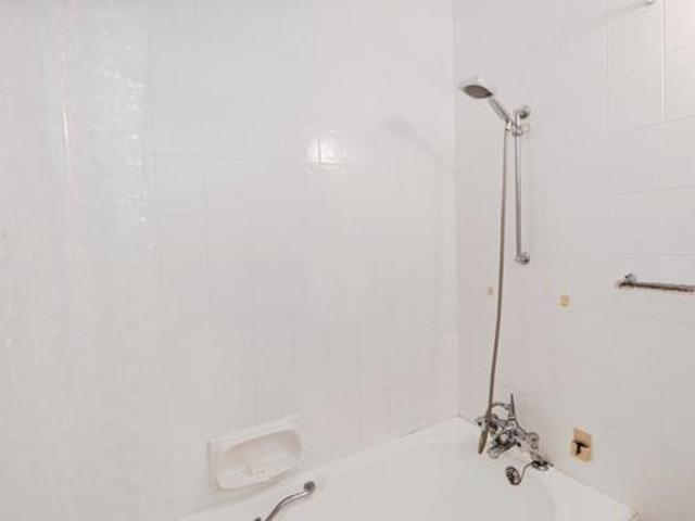 Apartment for rent in Seaview, Kwazulu-natal