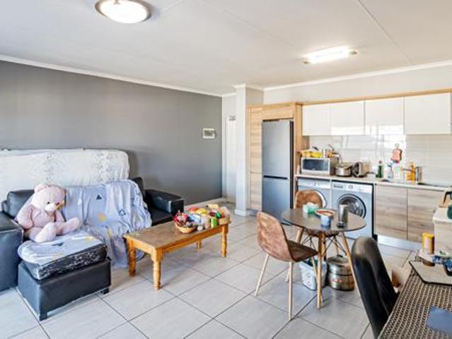 Apartment for rent in Vosloorus, Gauteng
