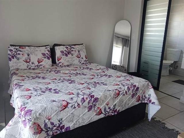 Apartment for sale in Vosloorus, Gauteng