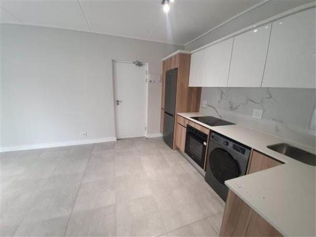 Apartment for sale in Vosloorus, Gauteng