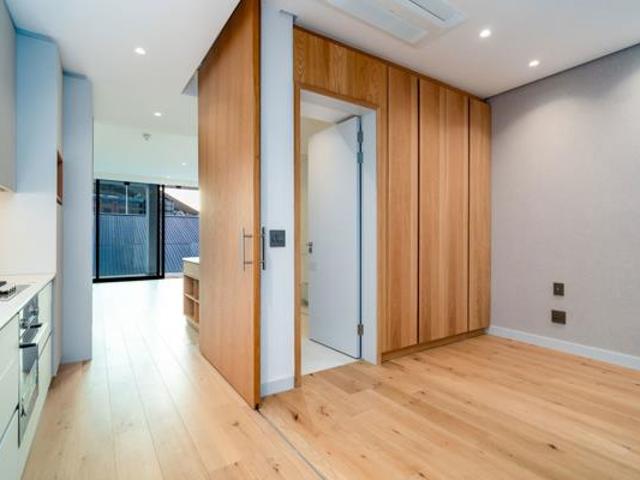 Apartment for sale in Cape Town, Western Cape