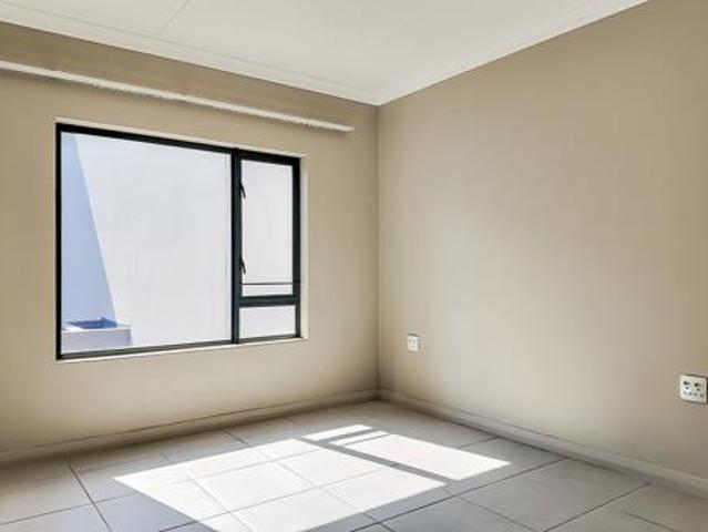 Apartment for rent in Waterkloof, Gauteng