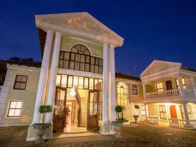 Room for rent in Waterkloof, Gauteng