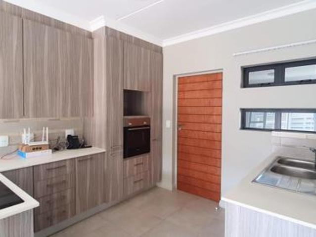 Apartment for rent in Waterkloof, Gauteng